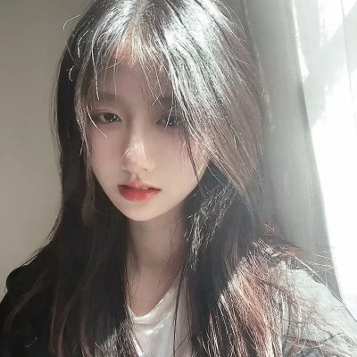 女孩，四绎 在线观看封面